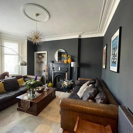 Traditional Apt Close To City Centre & Hampden Glasgow Extérieur photo