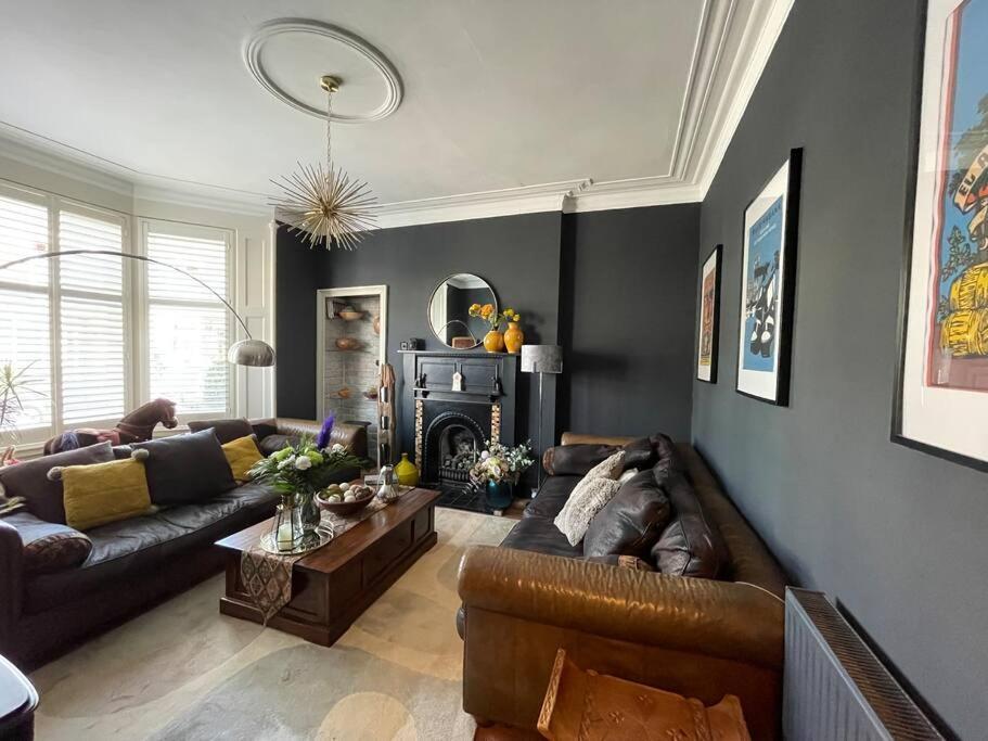 Traditional Apt Close To City Centre & Hampden Glasgow Extérieur photo